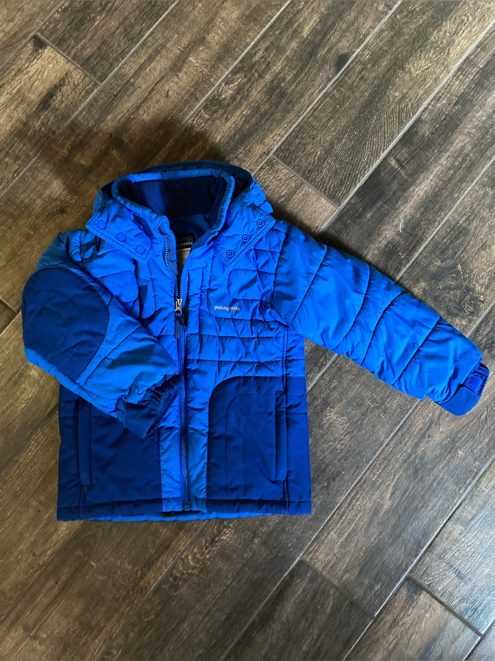 Patagonia | Kids Blue Two-Tone Winter Ski/Snowboard Jacket (Size XS/5-6)